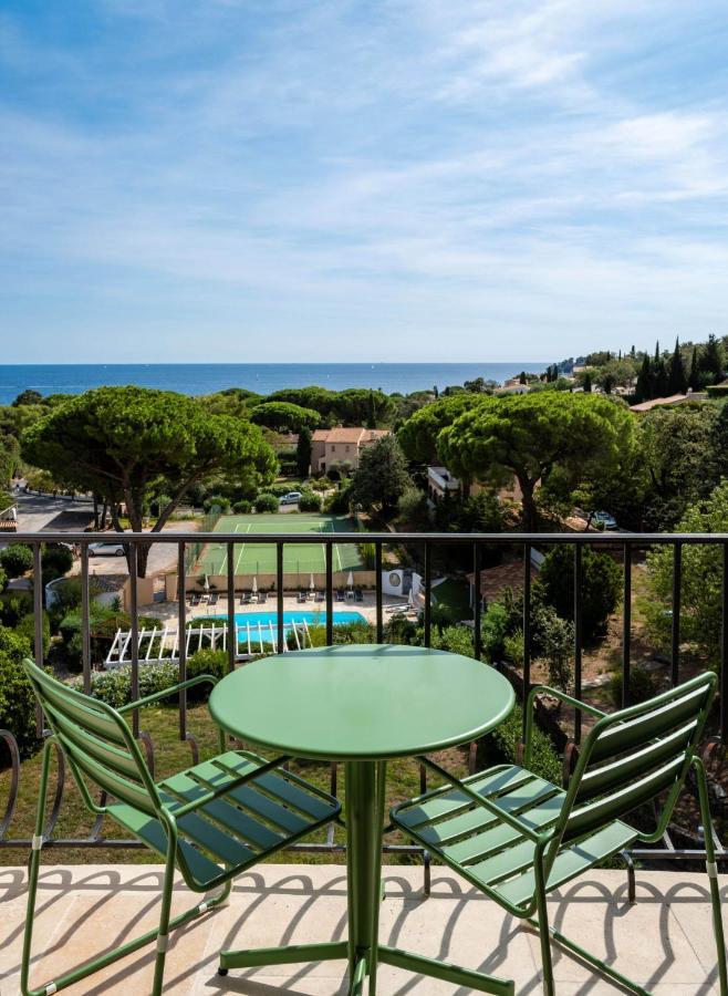 Hotel Du Parc Cavalaire Sur Mer Екстер'єр фото