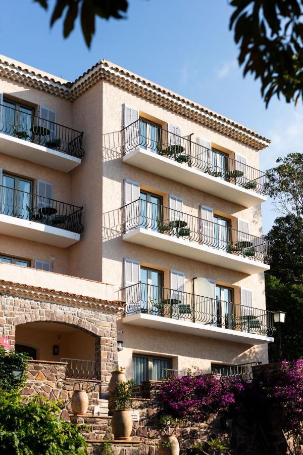 Hotel Du Parc Cavalaire Sur Mer Екстер'єр фото