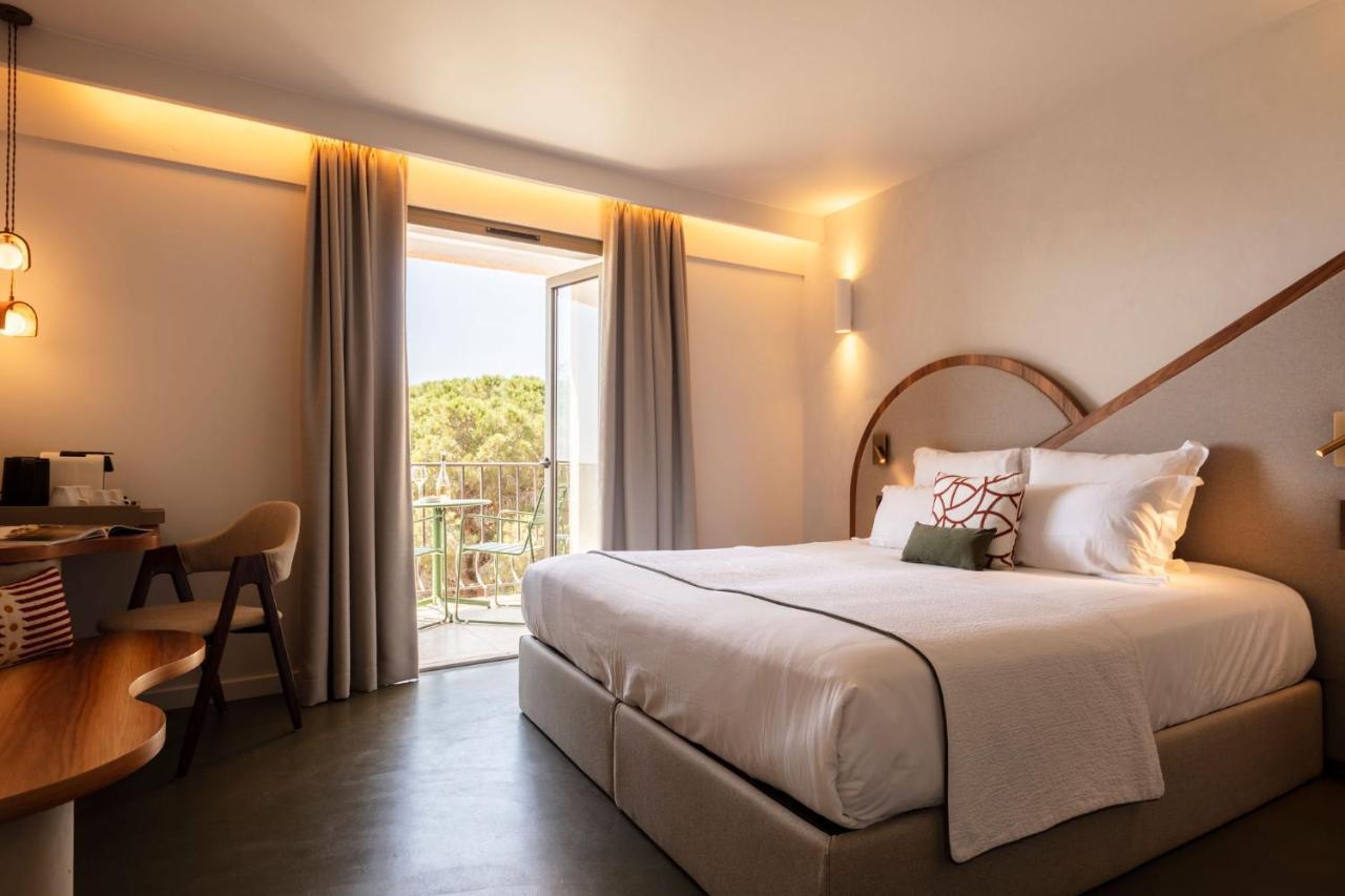 Hotel Du Parc Cavalaire Sur Mer Екстер'єр фото