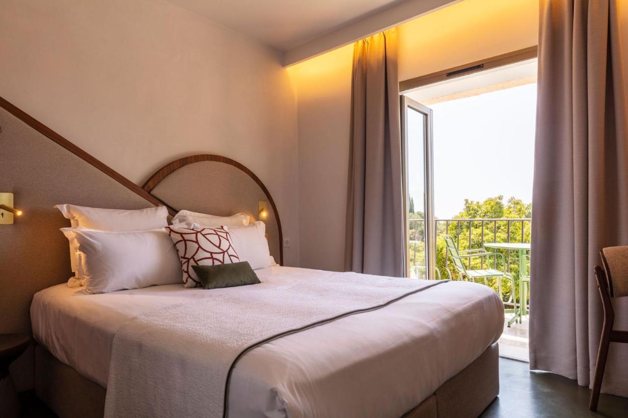Hotel Du Parc Cavalaire Sur Mer Екстер'єр фото