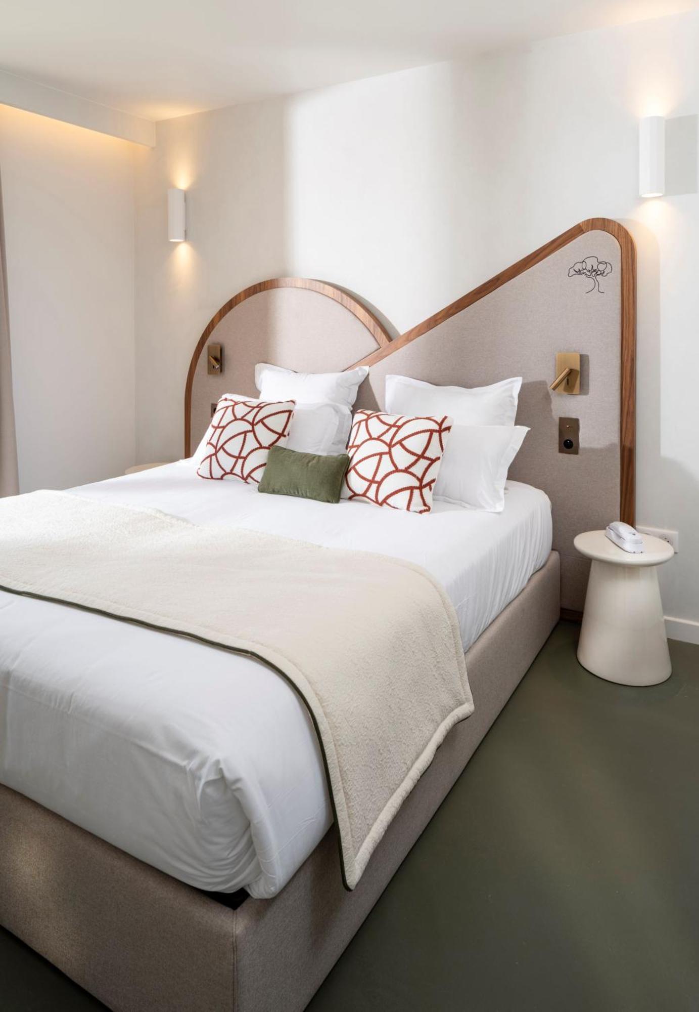 Hotel Du Parc Cavalaire Sur Mer Екстер'єр фото