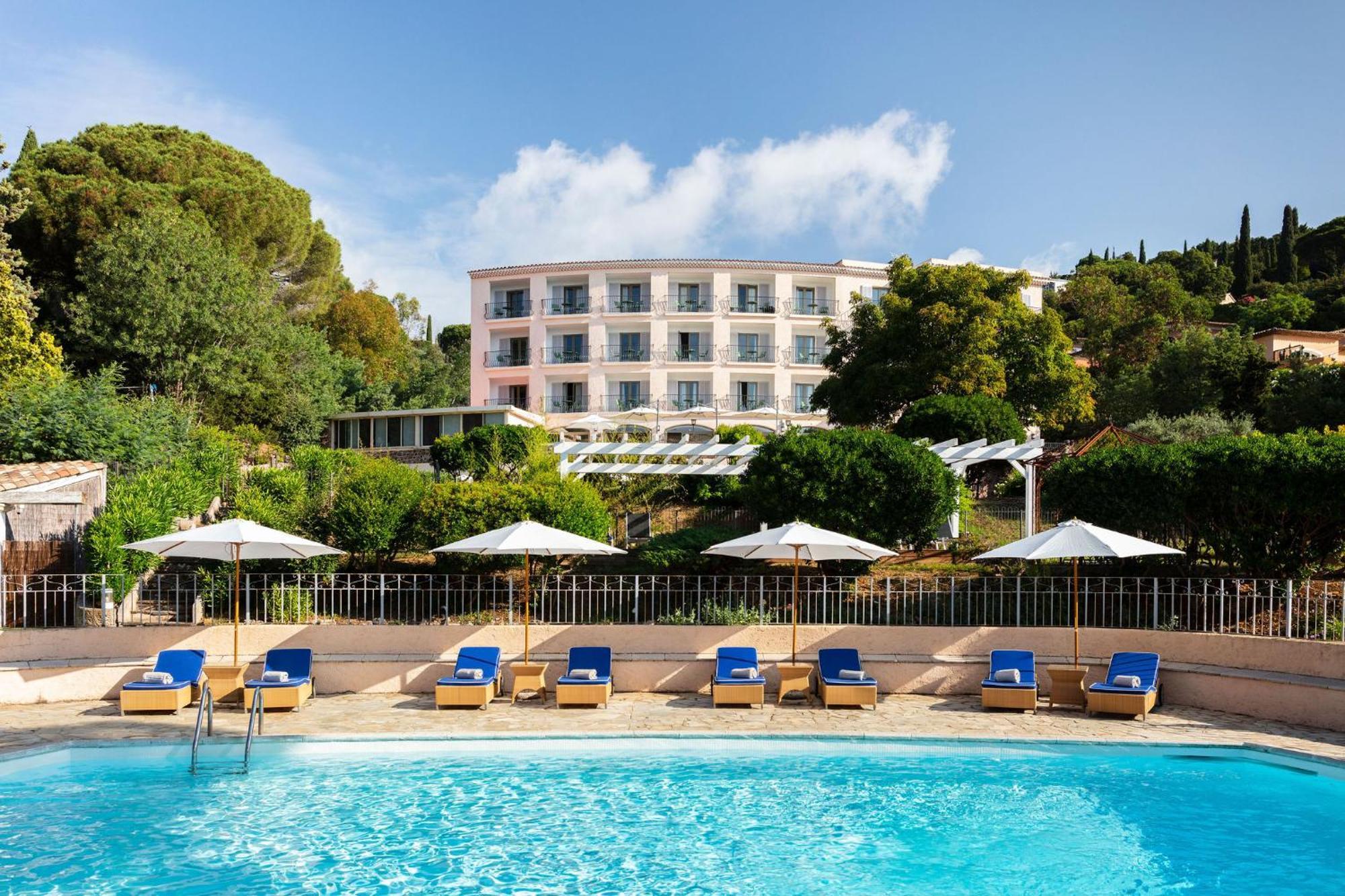 Hotel Du Parc Cavalaire Sur Mer Екстер'єр фото