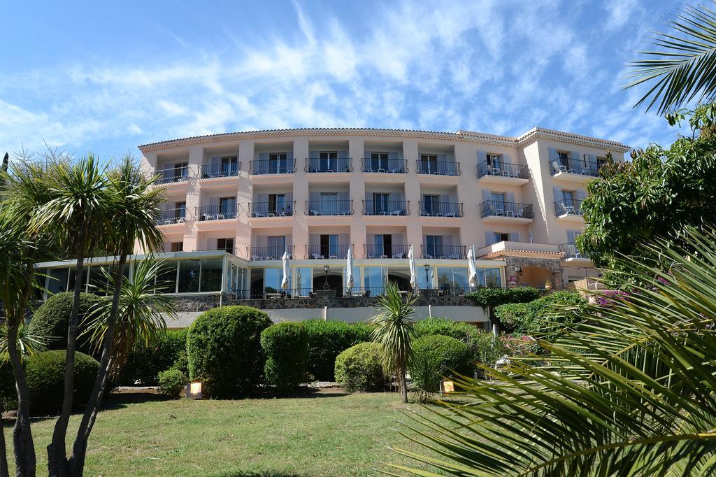 Hotel Du Parc Cavalaire Sur Mer Екстер'єр фото